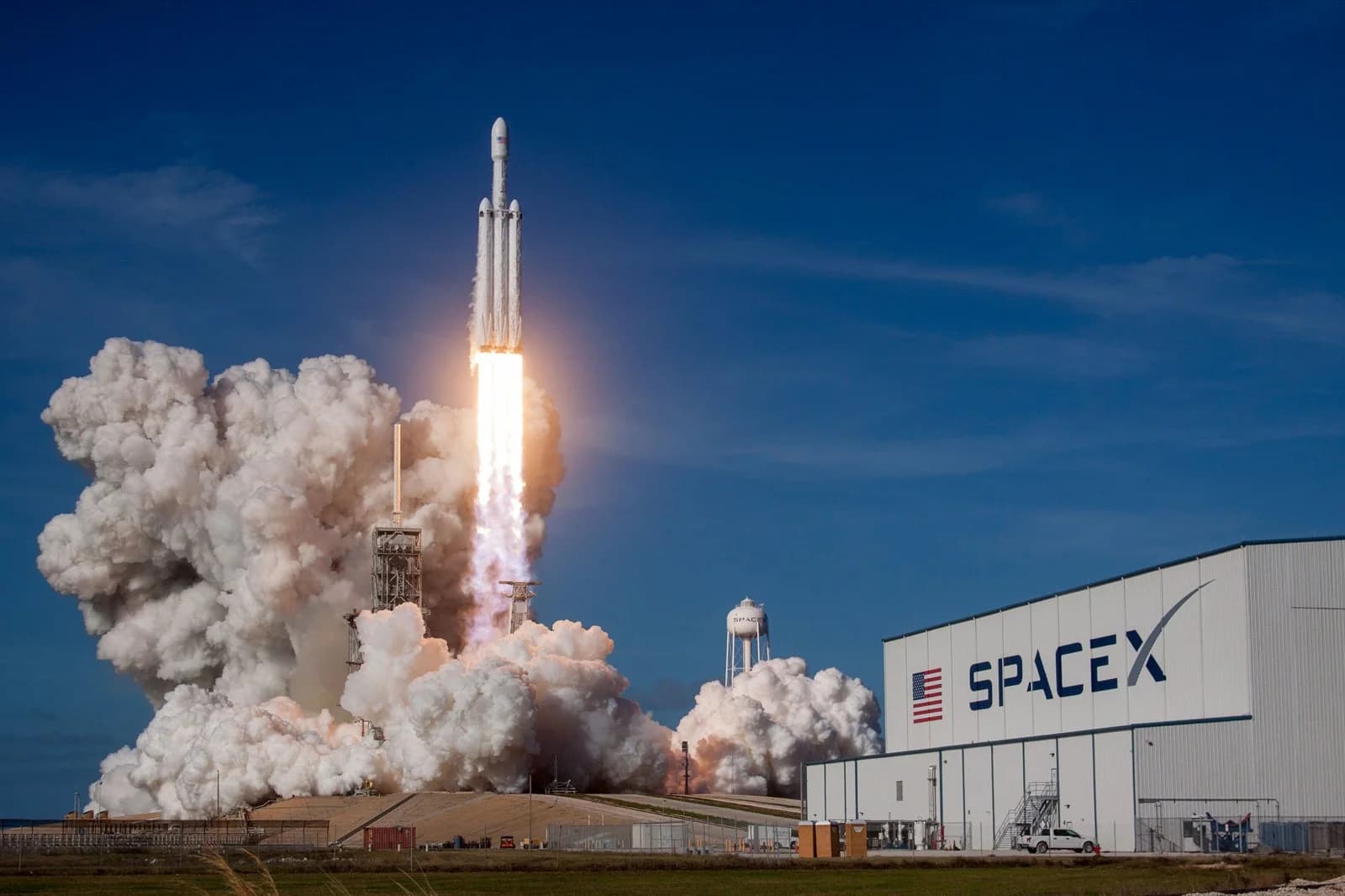 SpaceX Starship launch illustrating the spacex ipo valuation and orbital AI data center era